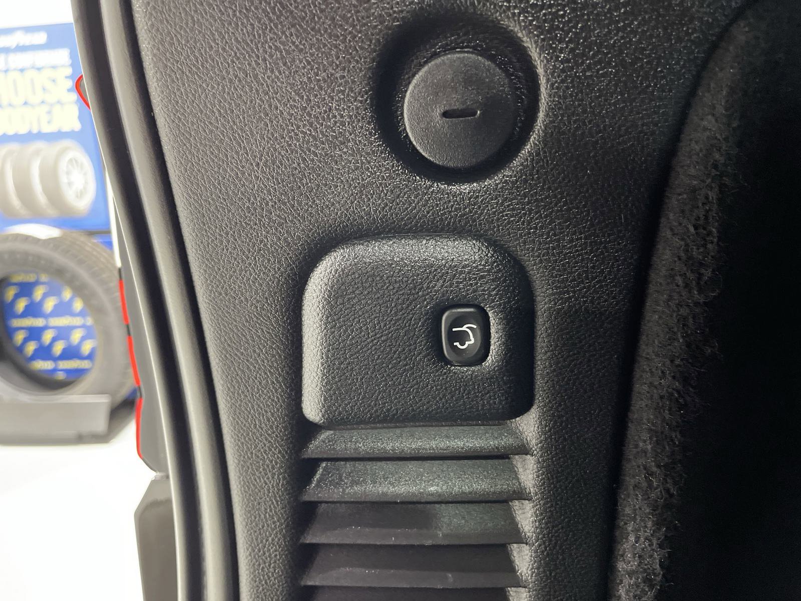 Used 2022 Dodge Durango GT image 16