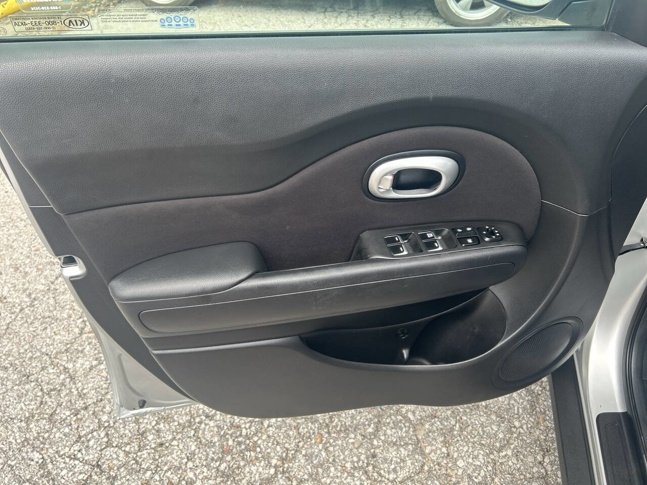 Used 2018 Kia Soul w/ Convenience Package image 5