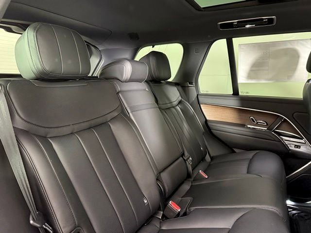 New 2026 Land Rover Range Rover SE AWD/4WD image 29