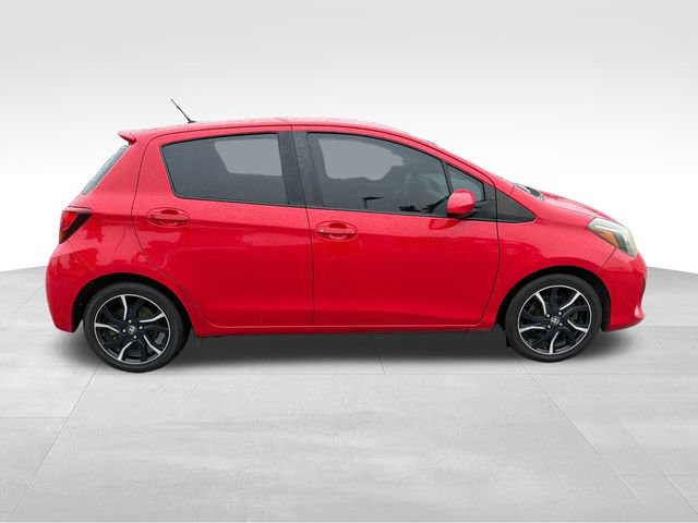 Used 2015 Toyota Yaris SE FWD image 8