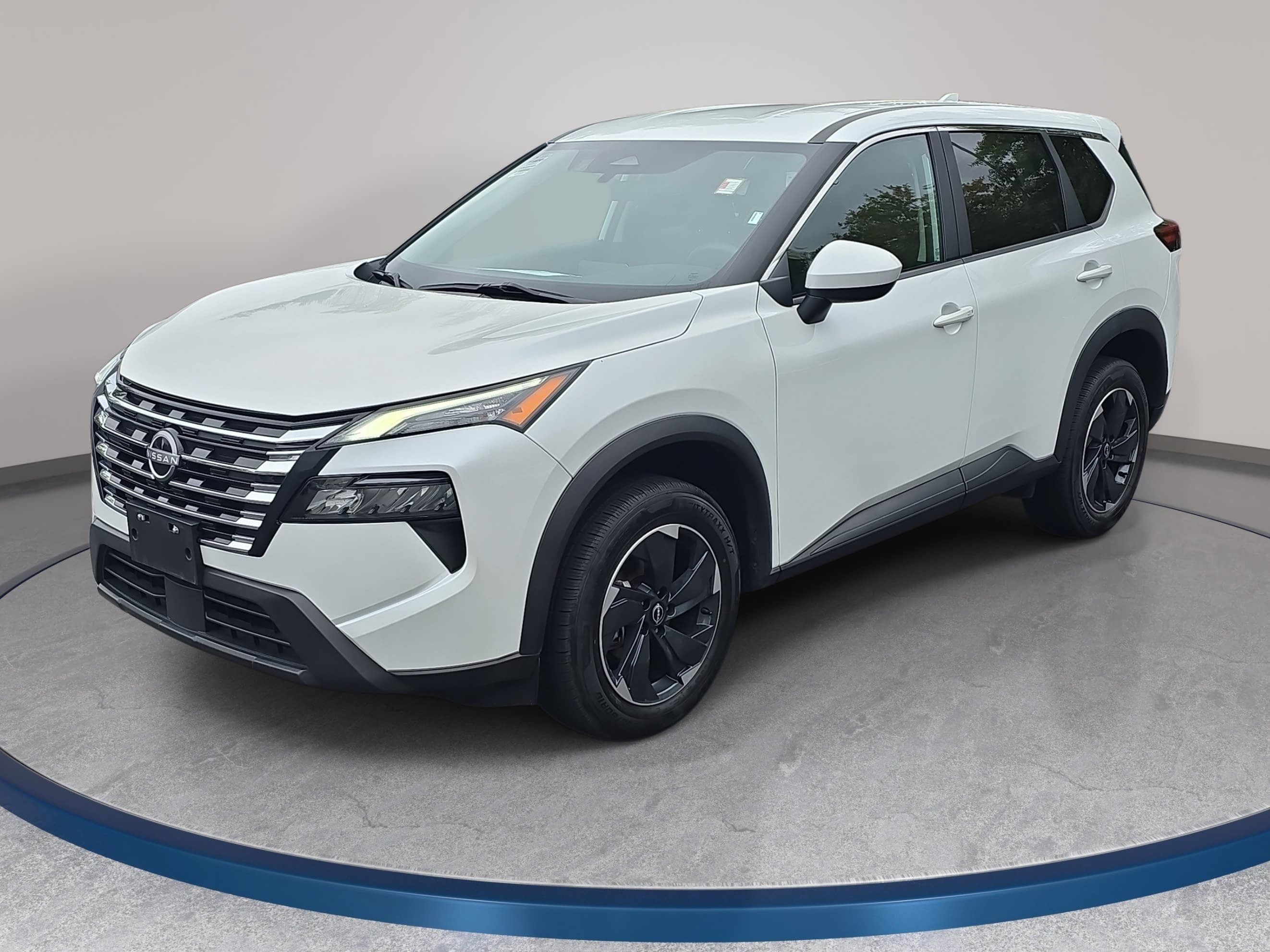 Used 2024 Nissan Rogue SV