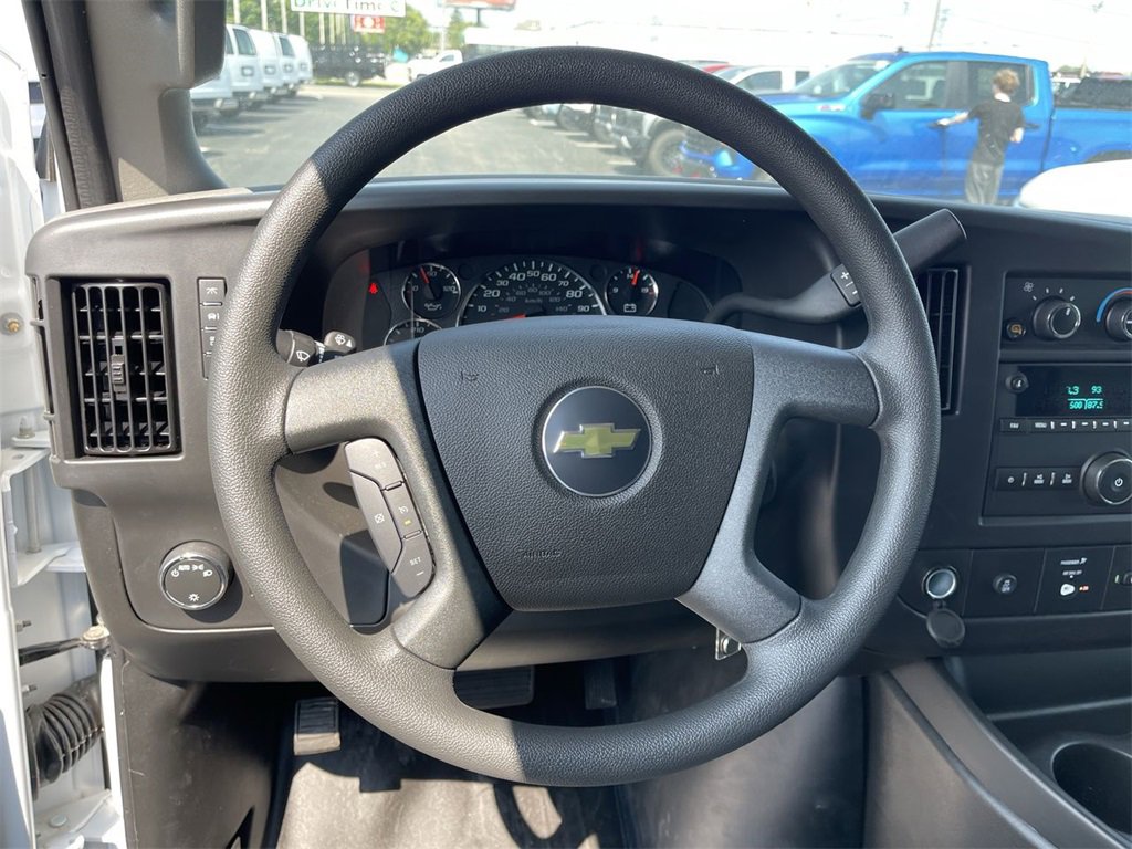 New 2025 Chevrolet Express 3500 Extended w/ Driver Convenience Package image 9