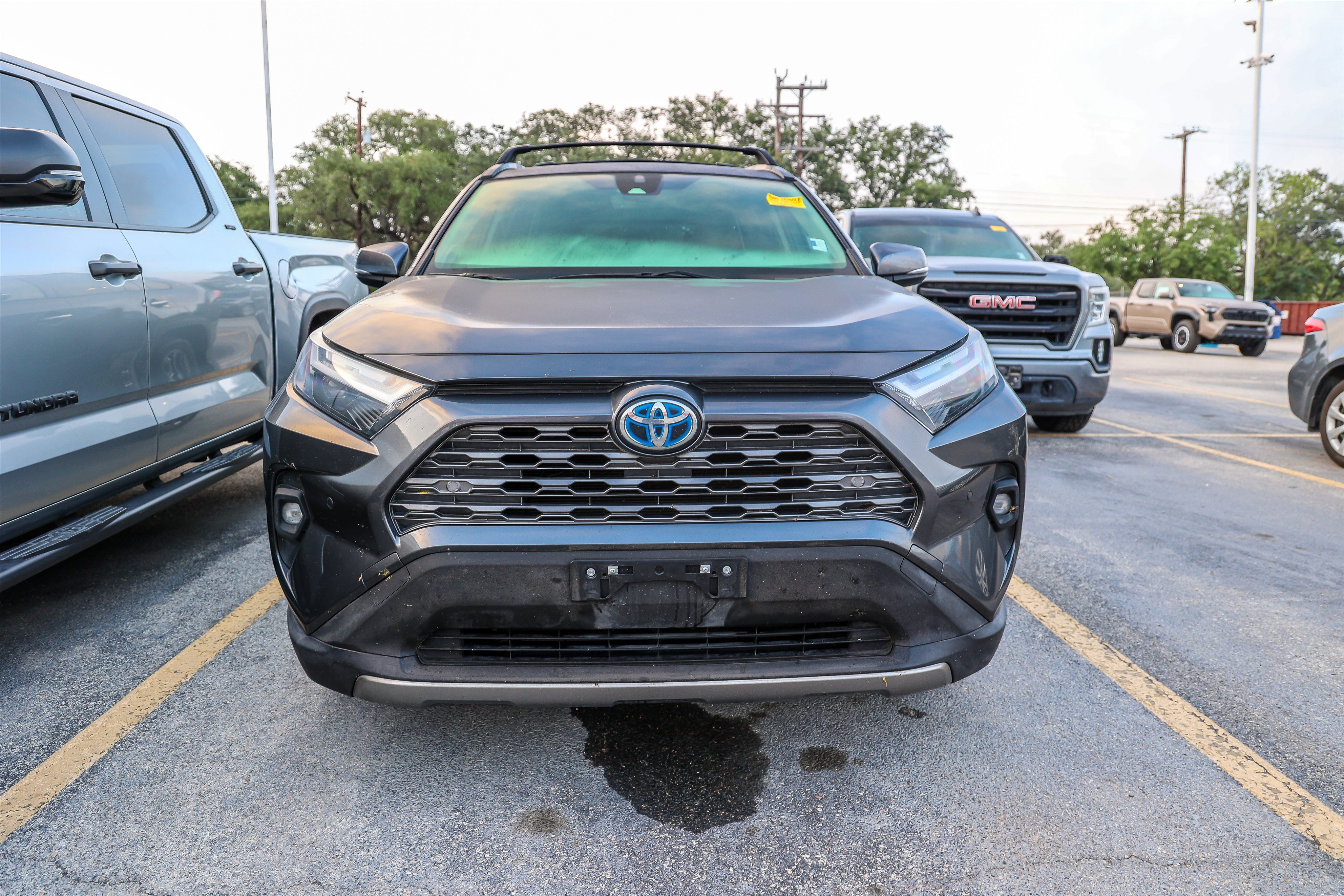 Used 2024 Toyota RAV4 Limited AWD/4WD image 4