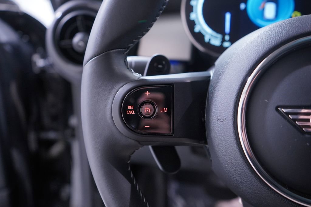 Used 2023 MINI Cooper S image 17