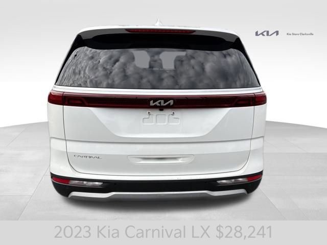 Certified 2023 Kia Carnival LX image 5