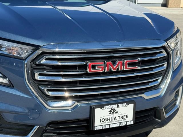 Used 2024 GMC Terrain SLT image 7