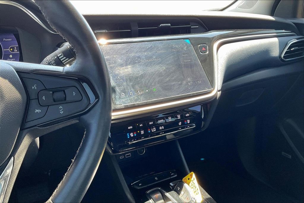 Used 2023 Chevrolet Bolt EUV Premier w/ Sun & Sound Package FWD image 6