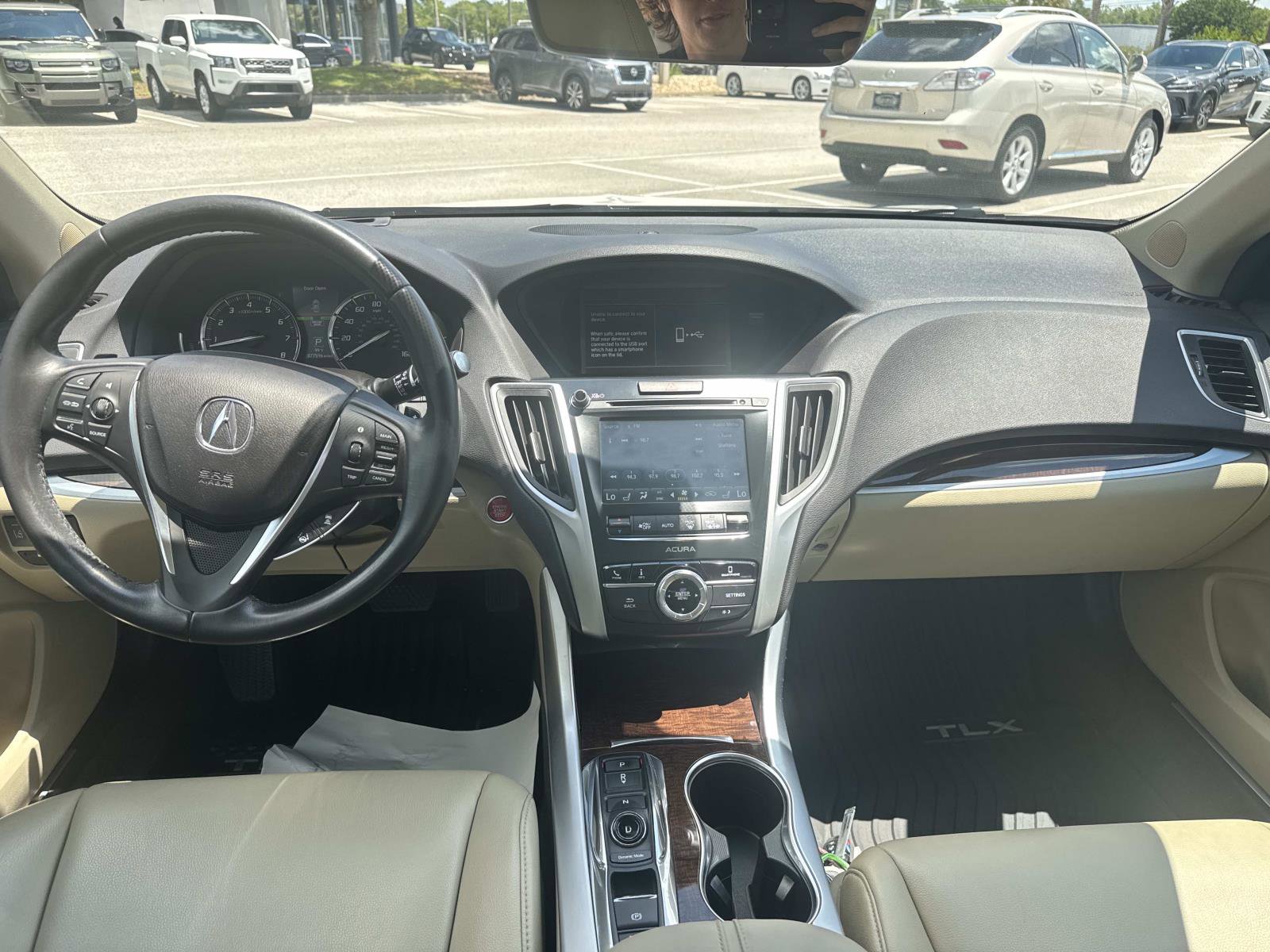 Used 2018 Acura TLX V6 FWD image 16