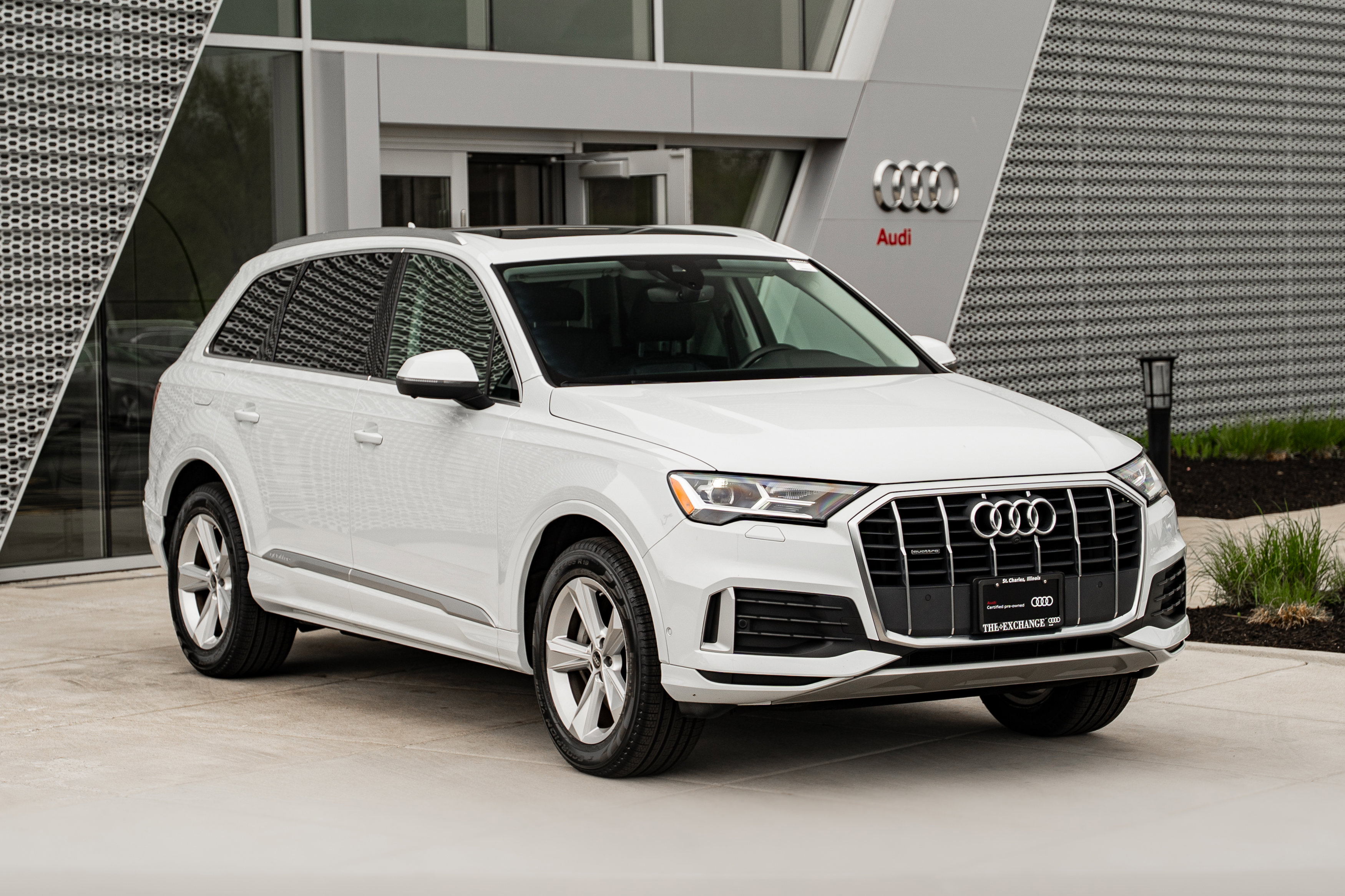 Certified 2022 Audi Q7 2.0T Premium AWD/4WD image 2