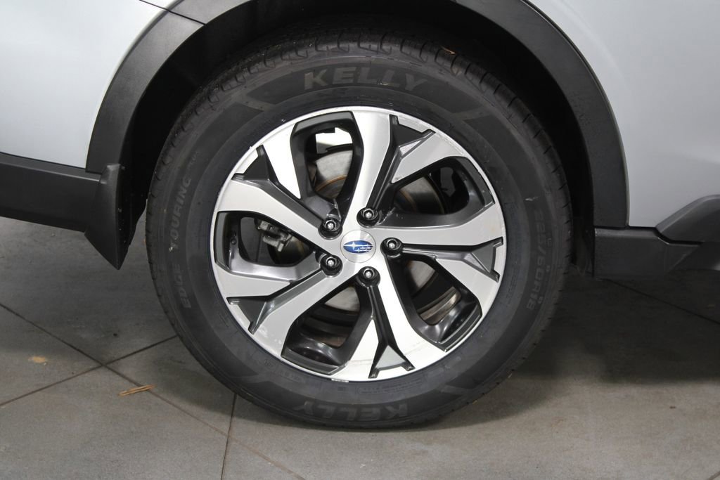 Used 2022 Subaru Outback Limited image 12