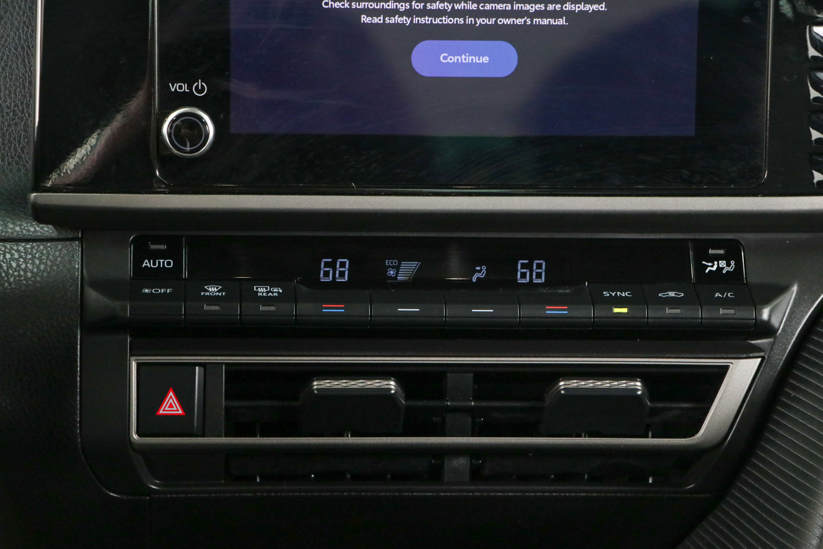 Used 2025 Toyota Camry SE FWD image 20