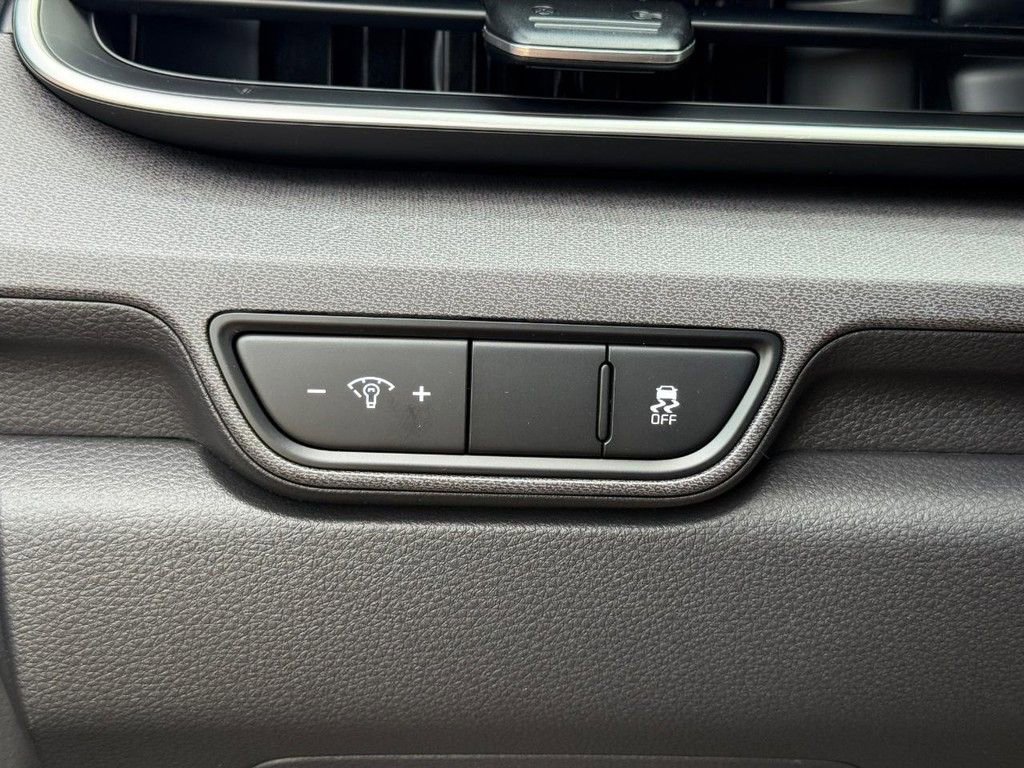 New 2026 Kia Carnival EX image 21