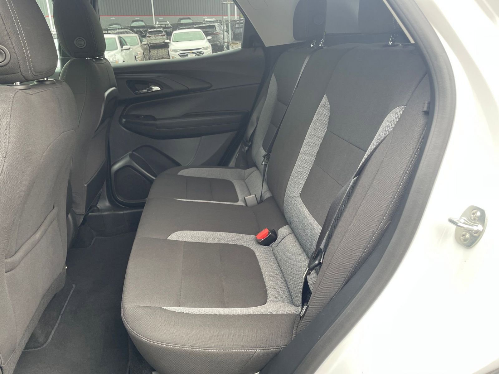 Used 2025 Chevrolet TrailBlazer LT image 23