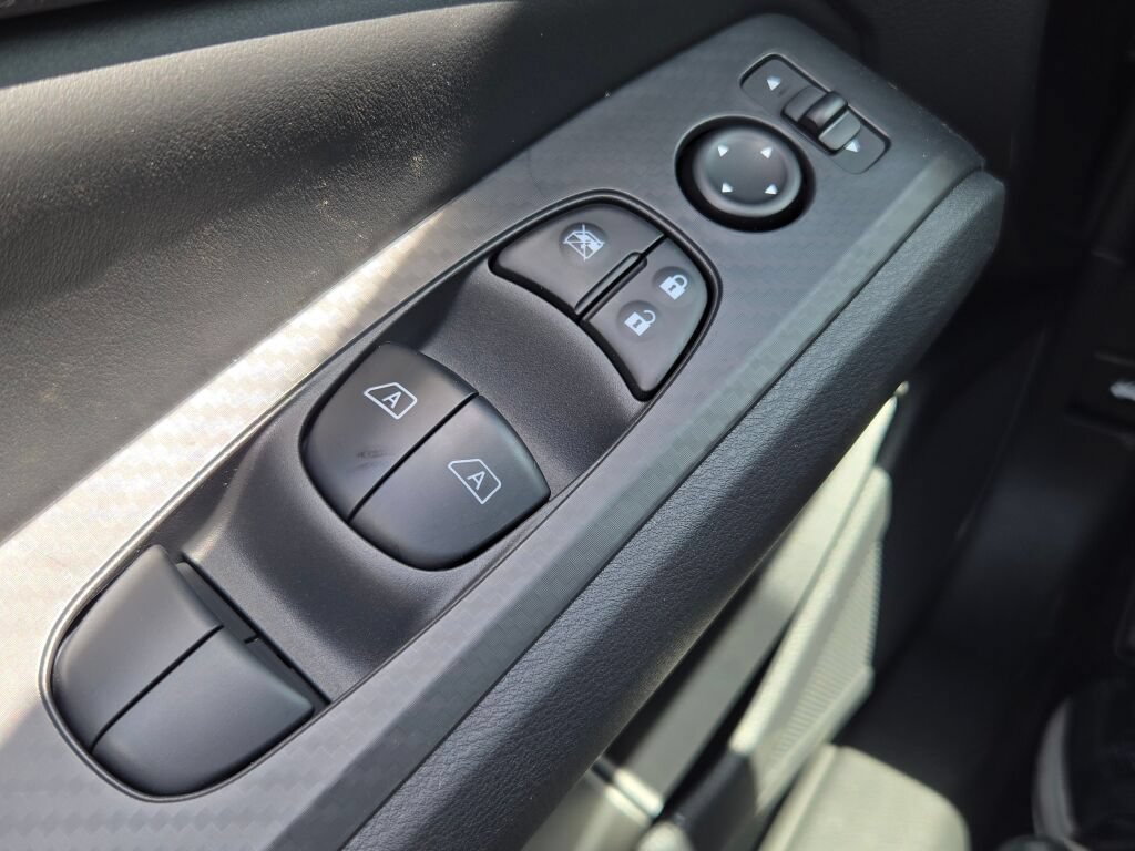 New 2026 Nissan Altima 2.5 SV AWD/4WD image 25
