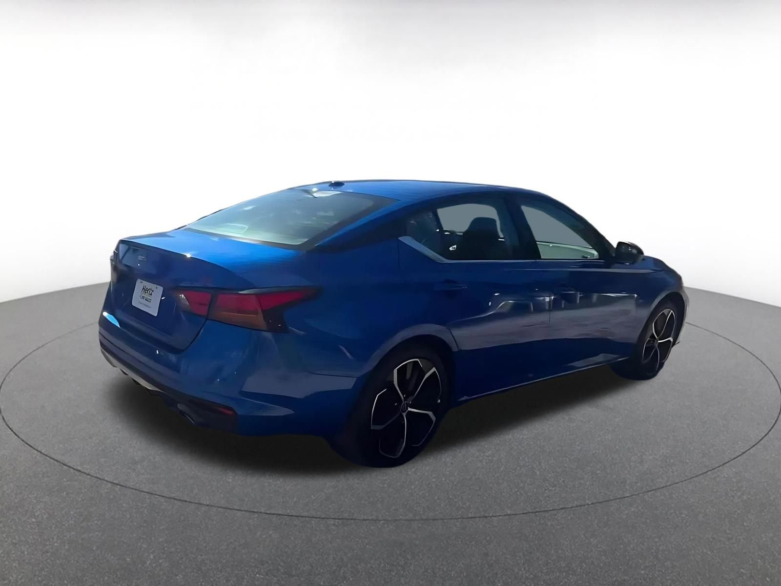 Used 2025 Nissan Altima 2.5 SR image 15