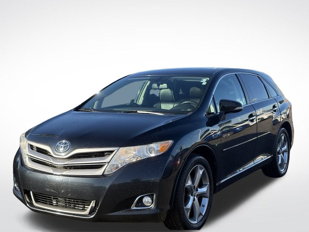Used 2013 Toyota Venza XLE w/ Tow Prep Pkg AWD/4WD image 2