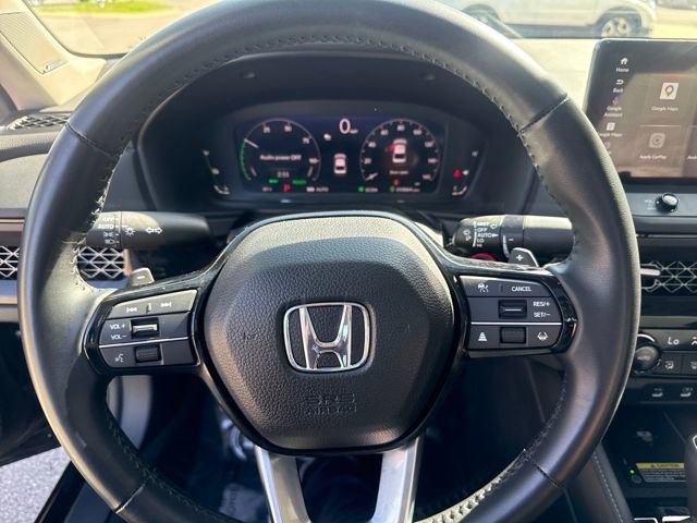 Used 2024 Honda Accord Touring image 11