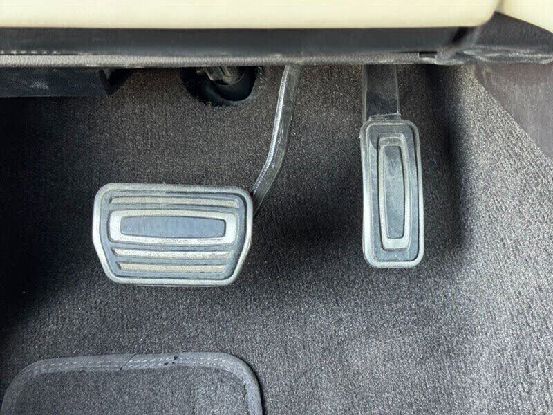 Used 2019 Lincoln Continental Black Label w/ Rear Seat Package image 39