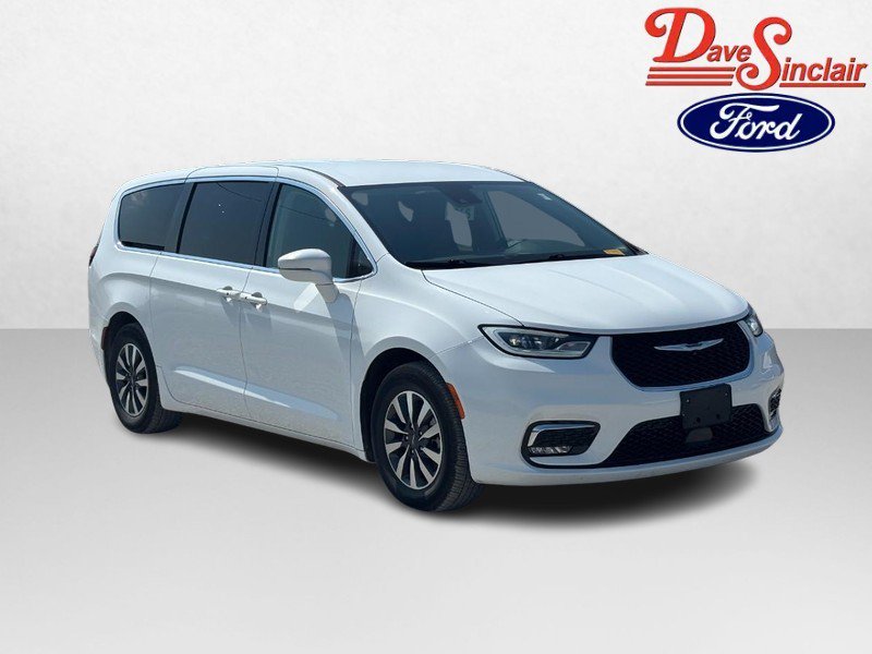 Used 2022 Chrysler Pacifica Touring-L FWD image 4