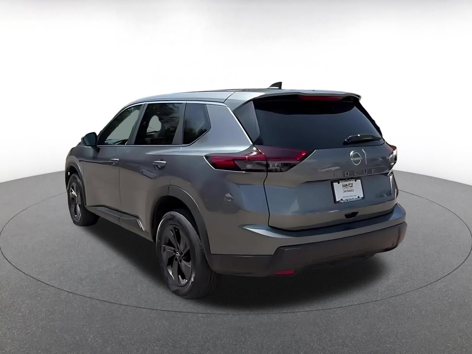Used 2026 Nissan Rogue SV AWD/4WD image 11