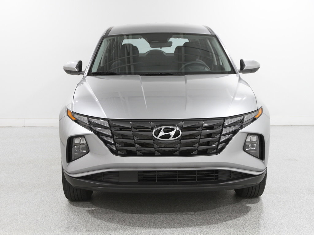 Certified 2023 Hyundai Tucson SE image 2