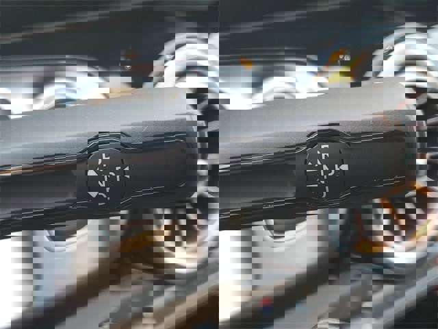 Used 2021 Mercedes-Benz GLB 250 4MATIC image 31