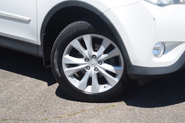 Used 2013 Toyota RAV4 Limited AWD/4WD image 30