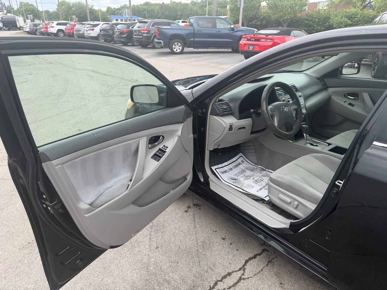 Used 2009 Toyota Camry LE FWD image 9