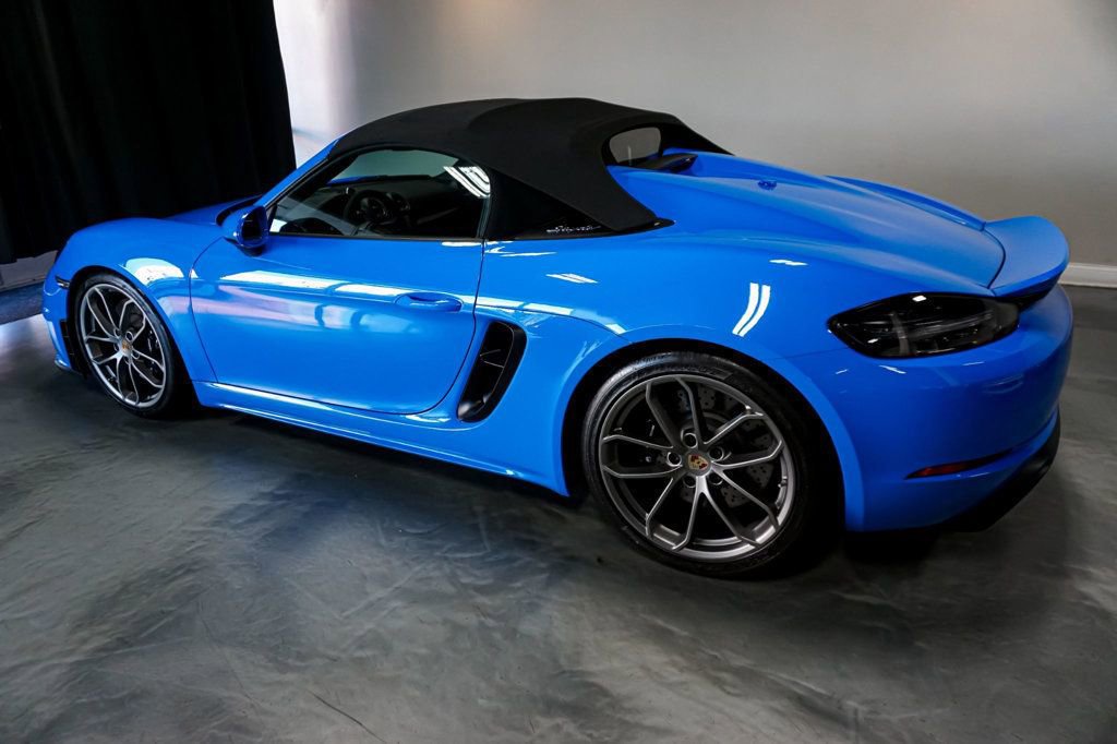 Used 2022 Porsche 718 Boxster Spyder image 6