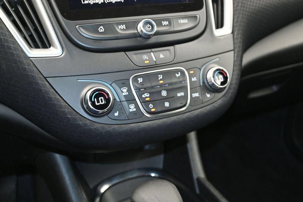 Used 2023 Chevrolet Malibu LT FWD image 24