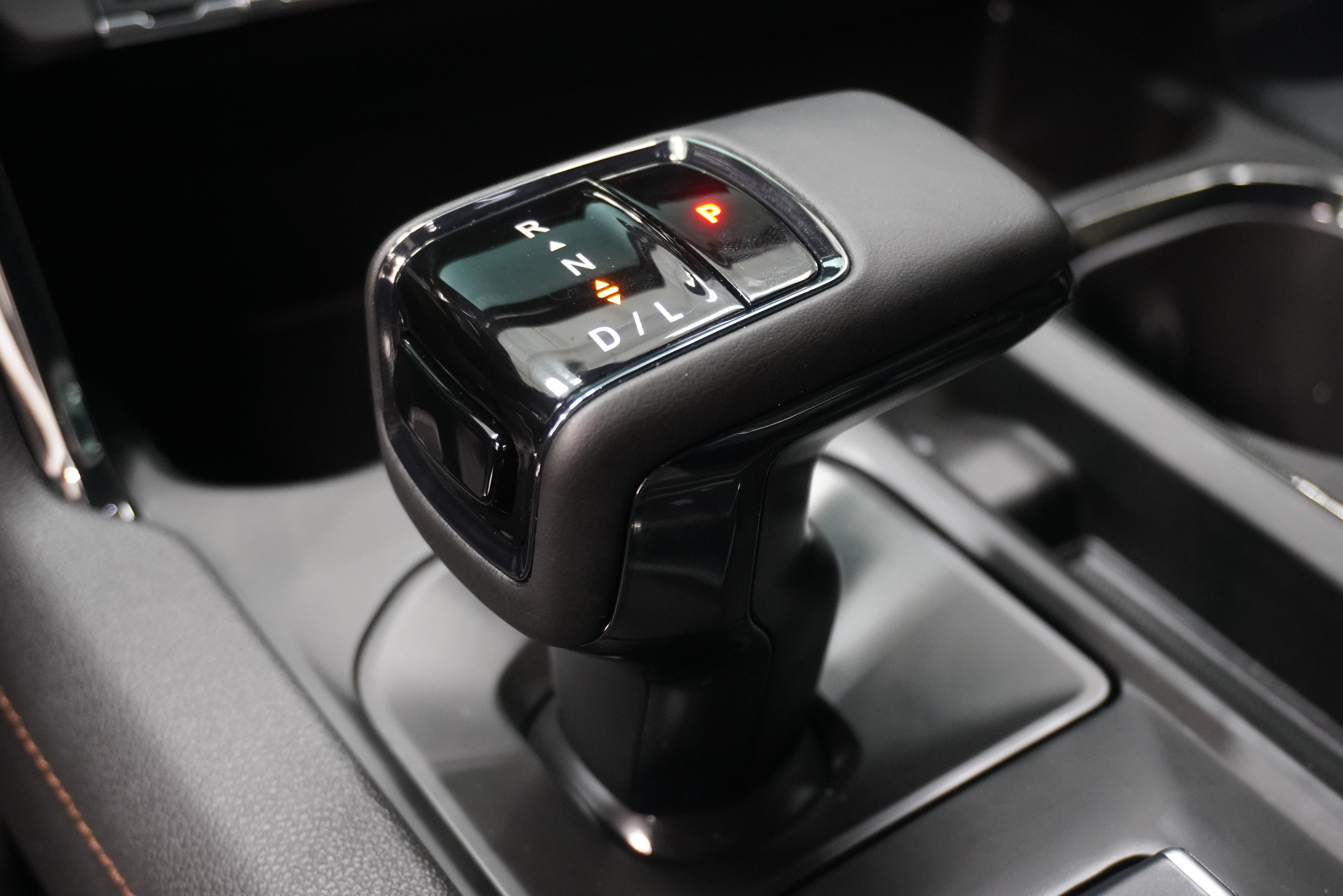 Used 2024 GMC Sierra 1500 AT4 w/ Technology Package AWD/4WD image 31