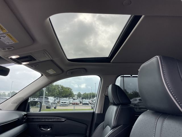 Used 2023 Honda Pilot Elite image 23