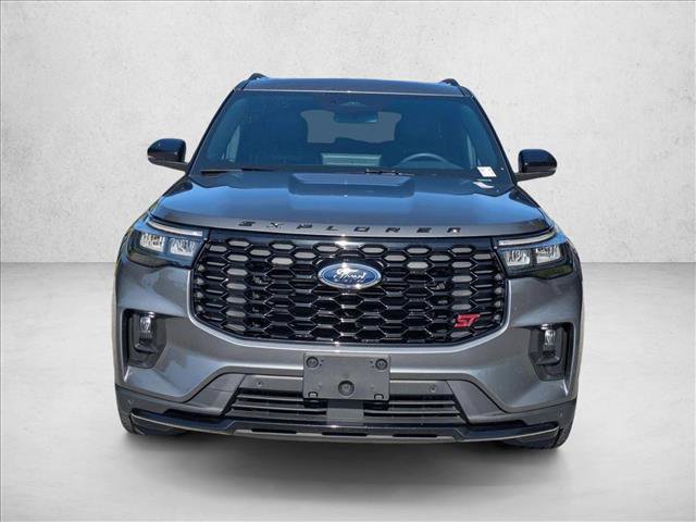 Used 2025 Ford Explorer ST w/ Sun And Sound Package AWD/4WD image 2