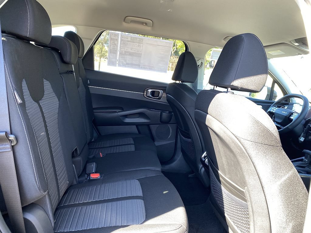 New 2026 Kia Sorento LX FWD image 19