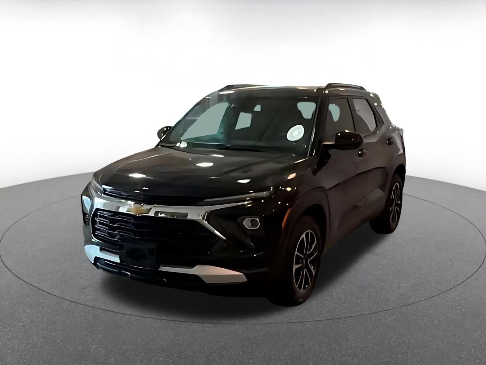 Used 2025 Chevrolet TrailBlazer LT FWD image 4