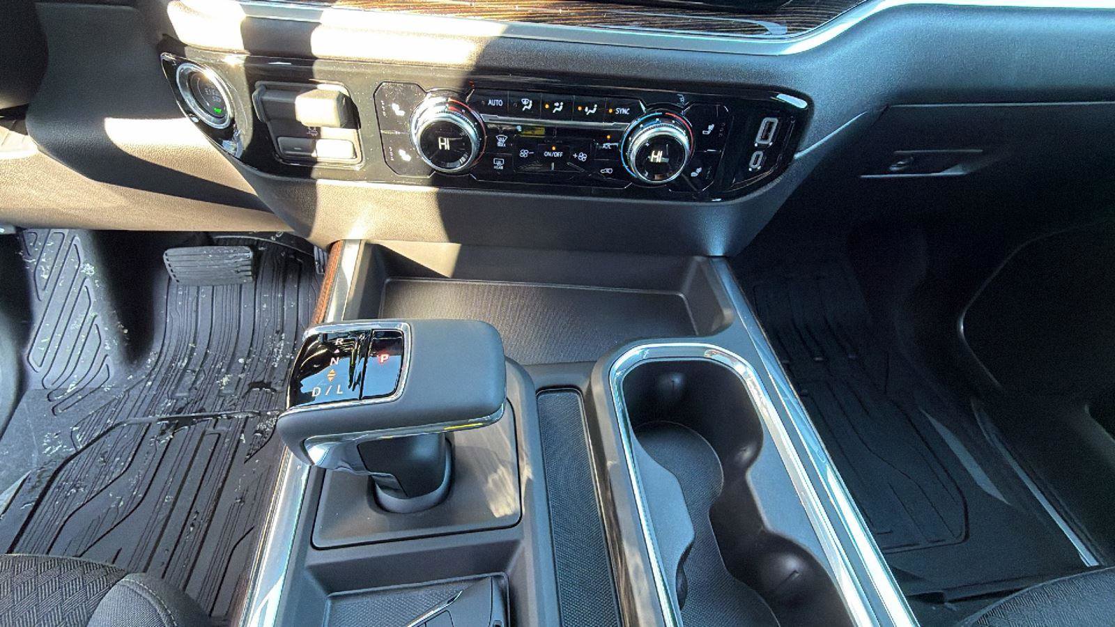 New 2026 GMC Sierra 1500 Elevation image 13