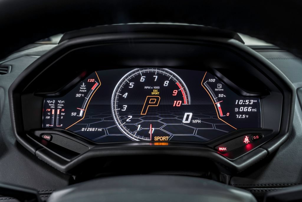 Used 2022 Lamborghini Huracan EVO AWD/4WD image 16