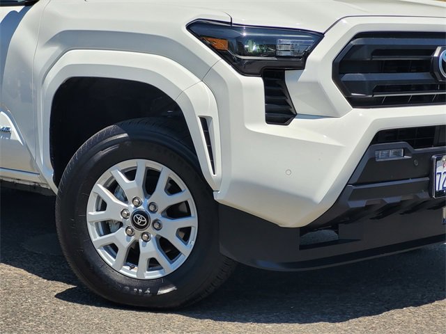 Certified 2024 Toyota Tacoma SR5 image 4