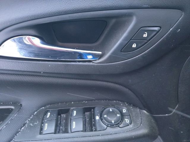 Used 2024 Chevrolet Equinox RS image 28