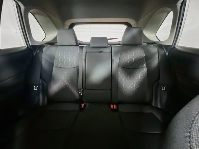 Used 2025 Toyota RAV4 XLE w/ Convenience Package FWD image 26