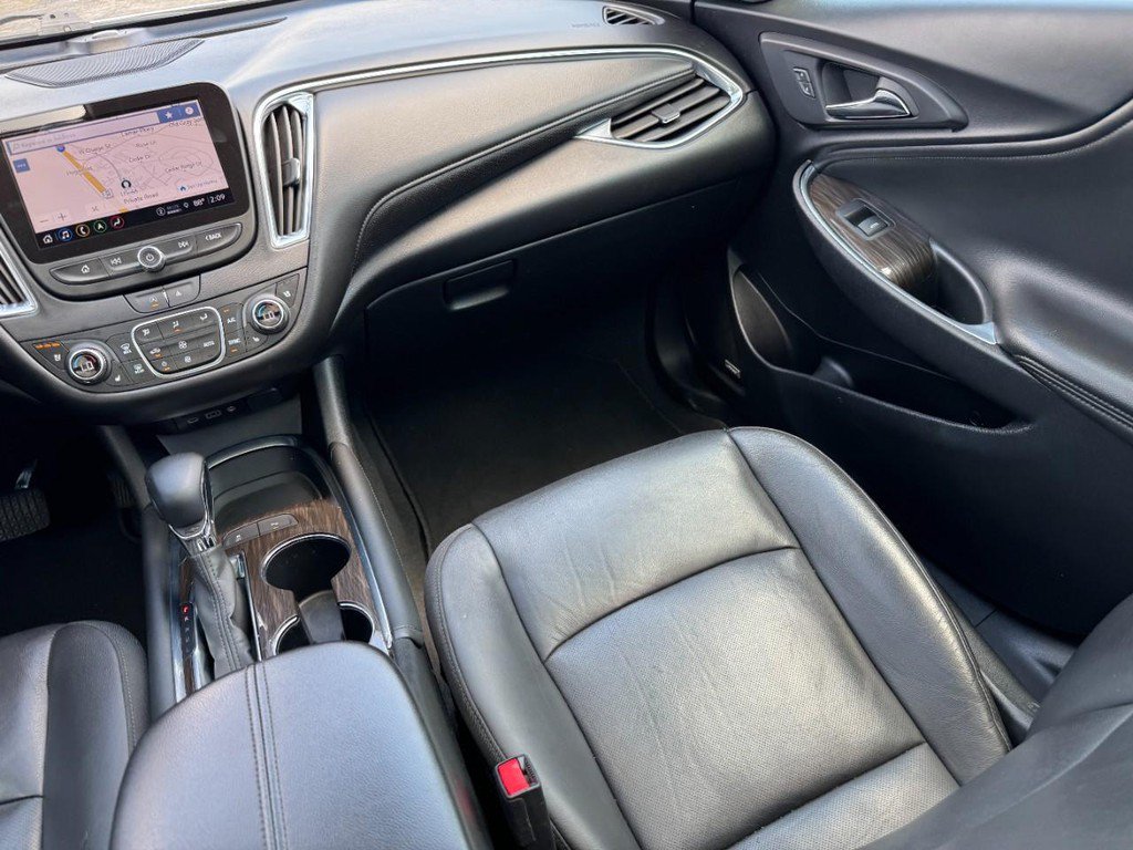 Used 2024 Chevrolet Malibu LT FWD image 16