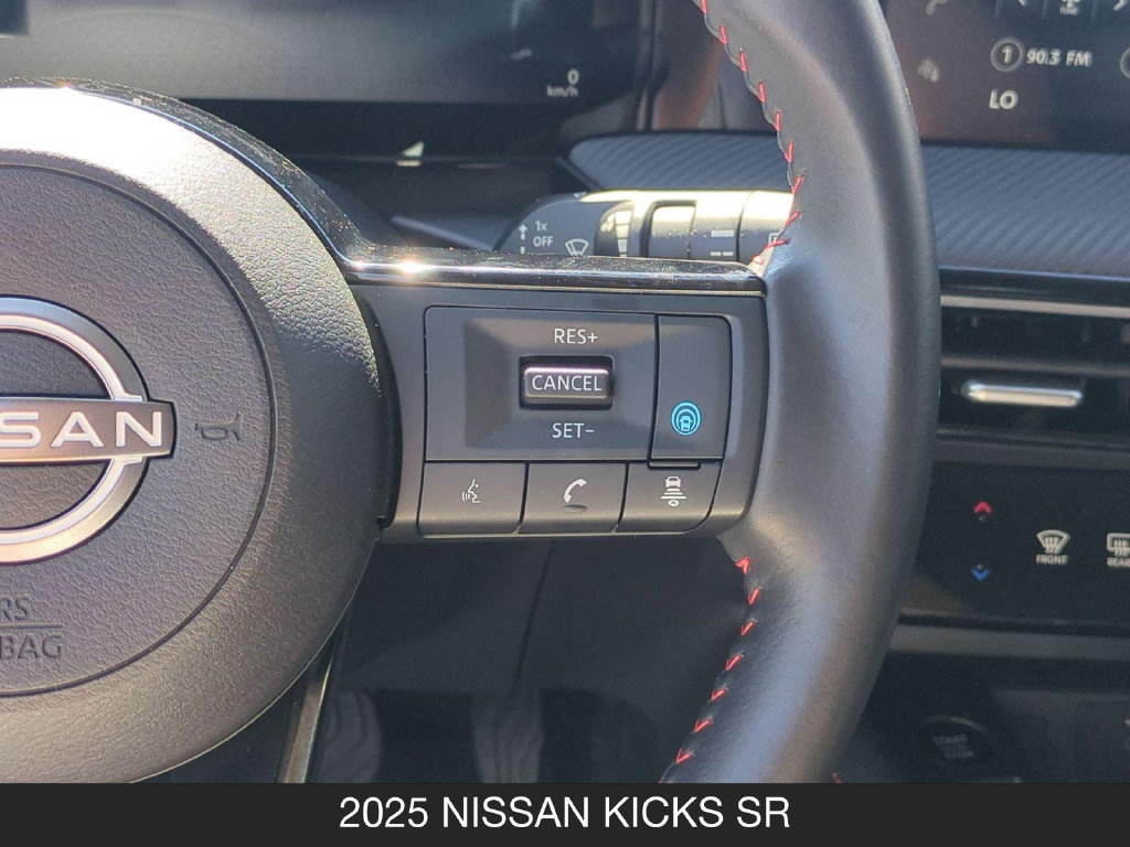 Certified 2025 Nissan Kicks SR FWD image 18
