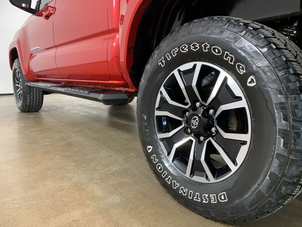 Used 2020 Toyota Tacoma TRD Sport image 15