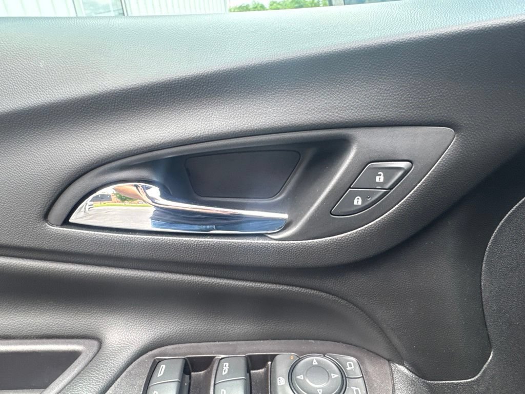 Used 2020 Chevrolet Equinox LT AWD/4WD image 27