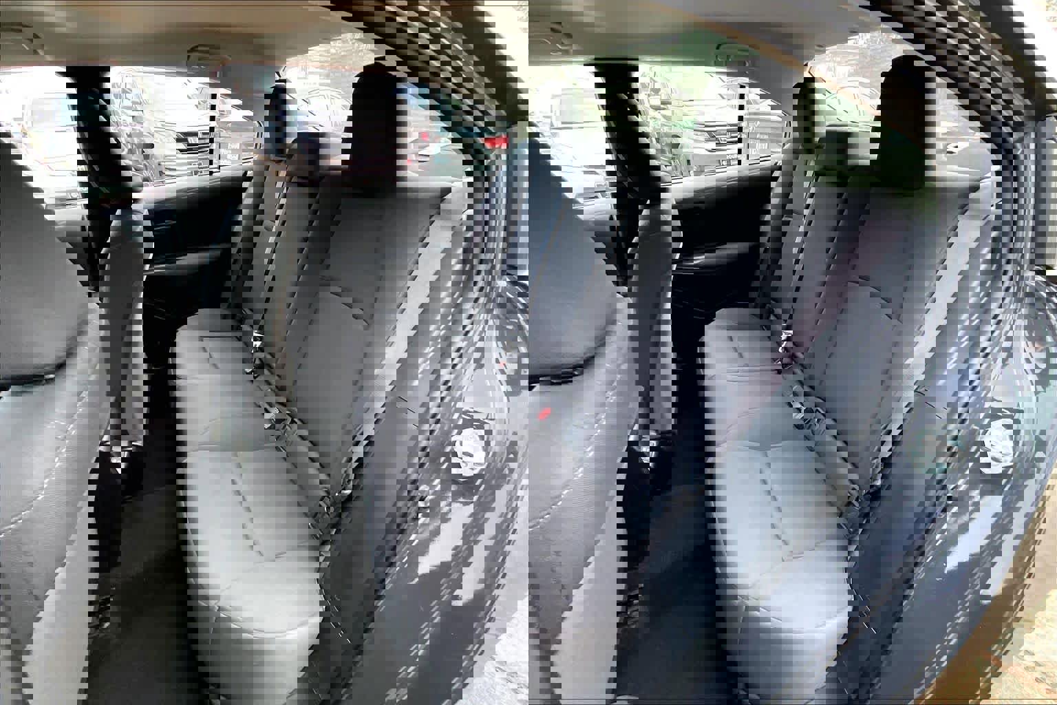 Used 2024 Toyota Corolla LE image 20