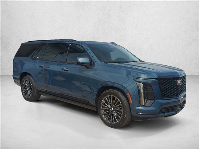Certified 2025 Cadillac Escalade ESV Sport Platinum image 3