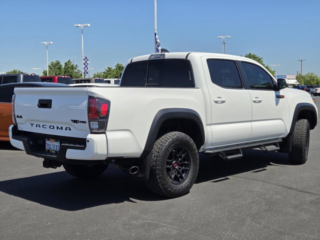 Used 2020 Toyota Tacoma TRD Pro AWD/4WD image 4