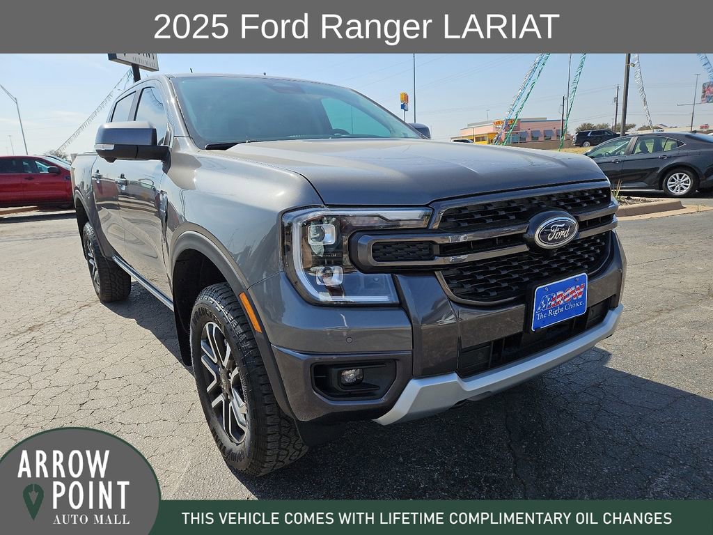 Used 2025 Ford Ranger Lariat w/ FX4 Off-Road Package image 2