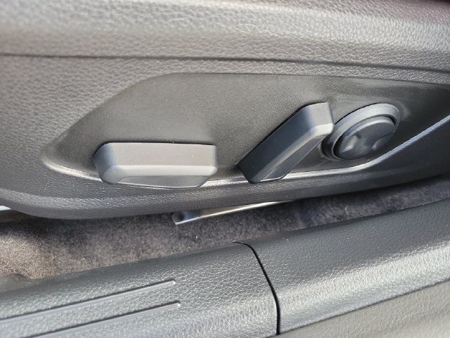New 2026 Kia K5 GT-Line w/ GT-Line Premium Package FWD image 25