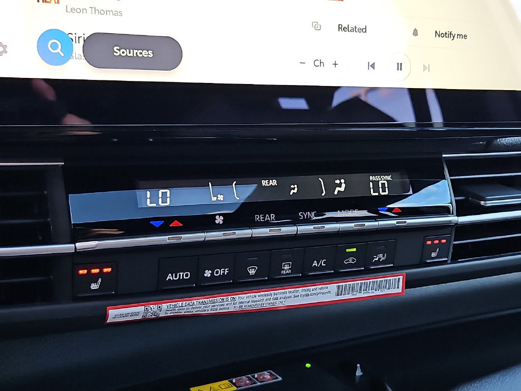 New 2026 Toyota Sienna XLE Woodland Edition AWD/4WD image 14